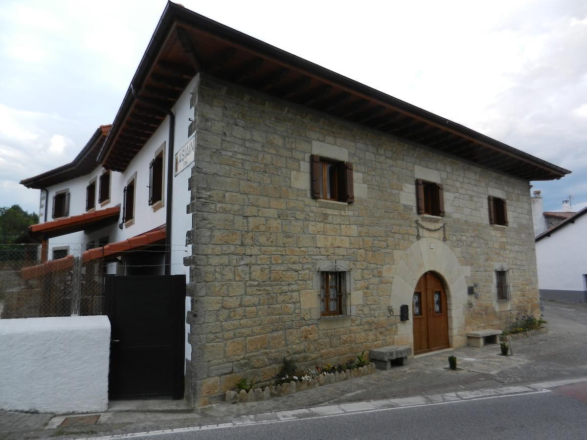 Penzion Casa De La Cadena Asiáin Exteriér fotografie